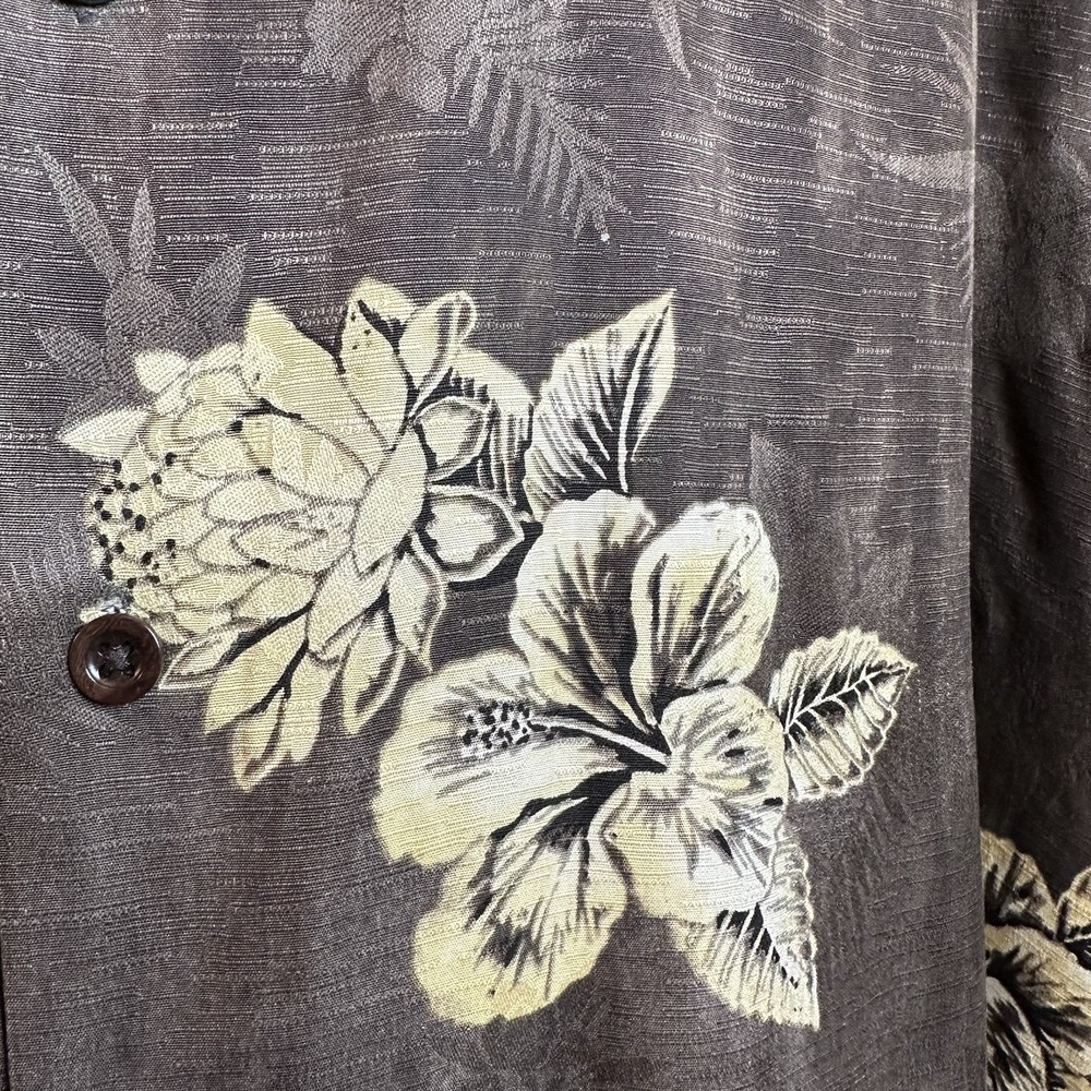 Tommy Bahama Men's Silk Brown Floral Hawaiian Shirt Size XXL - Picture 3 of 5